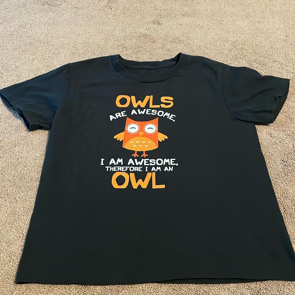 Kids “Awesome Owl” t-shirt. Unisex. Size S. Black.